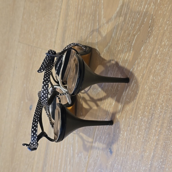 Ted Baker Strappy Heels - Picture 4 of 5
